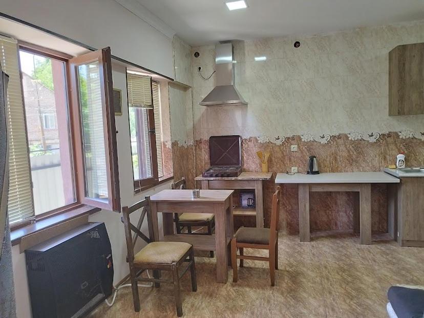 Apartment In Mtskheta, With Beautiful Nature, 100 Meter From Center Екстериор снимка